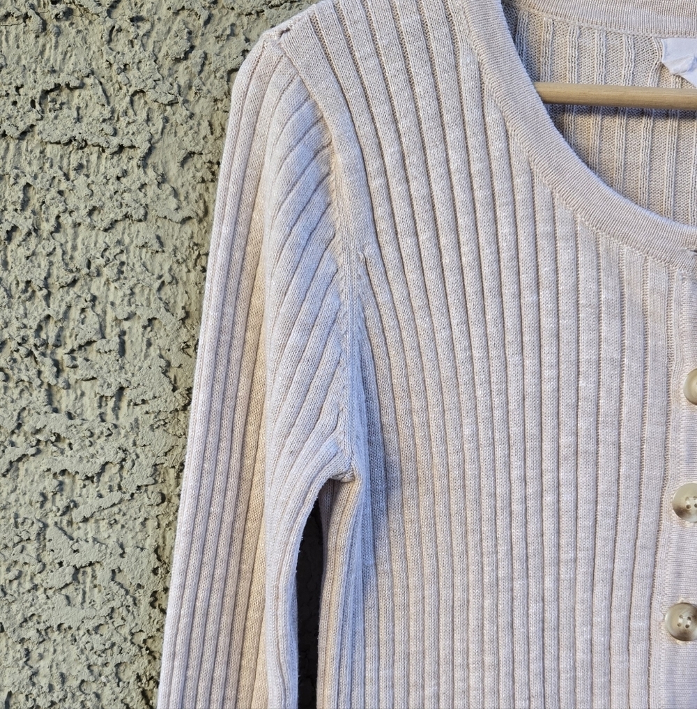 Heartloom Oatmeal Ribbed Button Down Cardigan - Picture 2 of 7